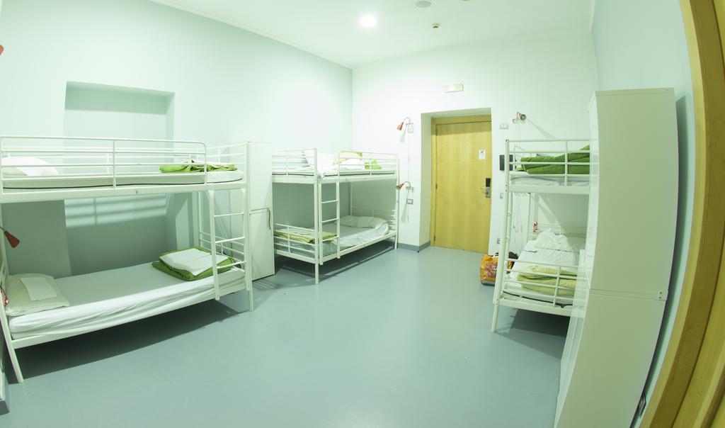 Bed in 8-Bed Mixed Dormitory Room,1187366245:JPEG